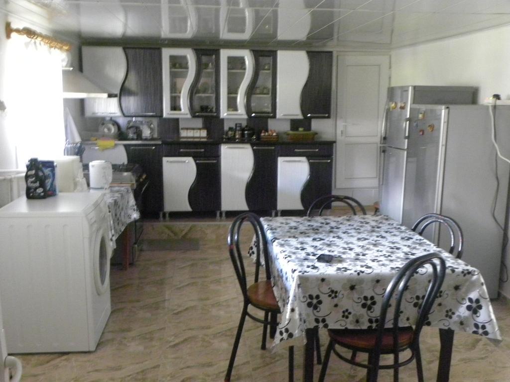 Mikheil Pitskhelauri Guest House Kasbegi Buitenkant foto